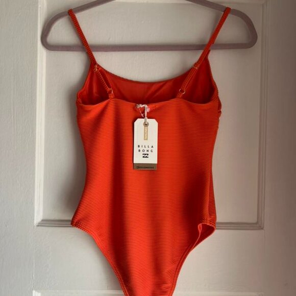 Billabong, Women's Tanlines One-Piece Swimsuit, Size Small - Picture 7 of 8